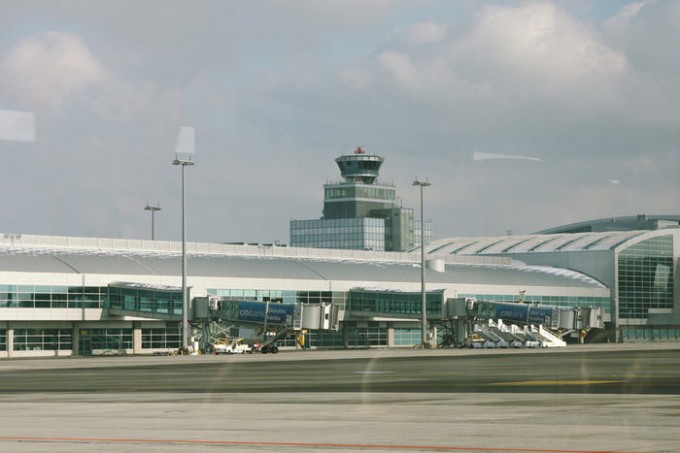 4887690-letiste-praha-ruzyne[1